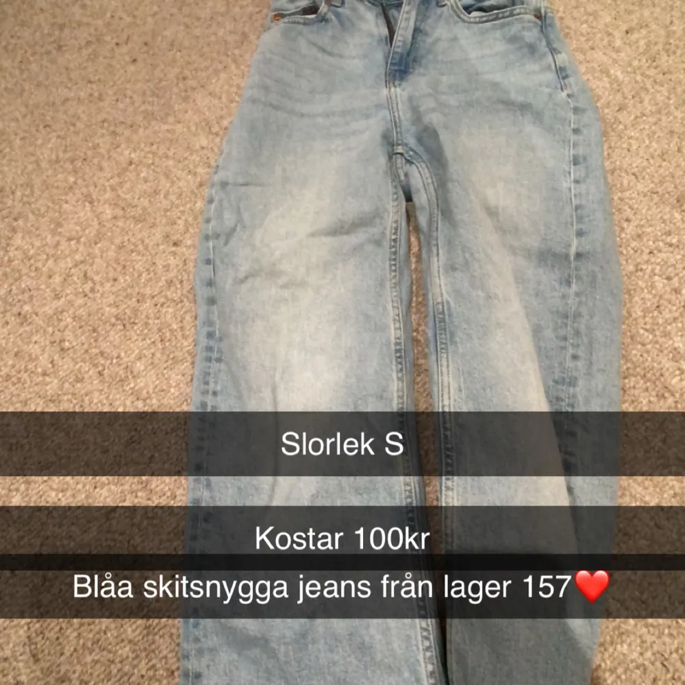 Säljer ett par jeans från lager 157❤️. Jeans & Byxor.