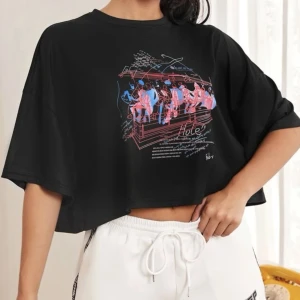 Svart topp - kort svart topp från Shein. XS. pris kan diskuteras