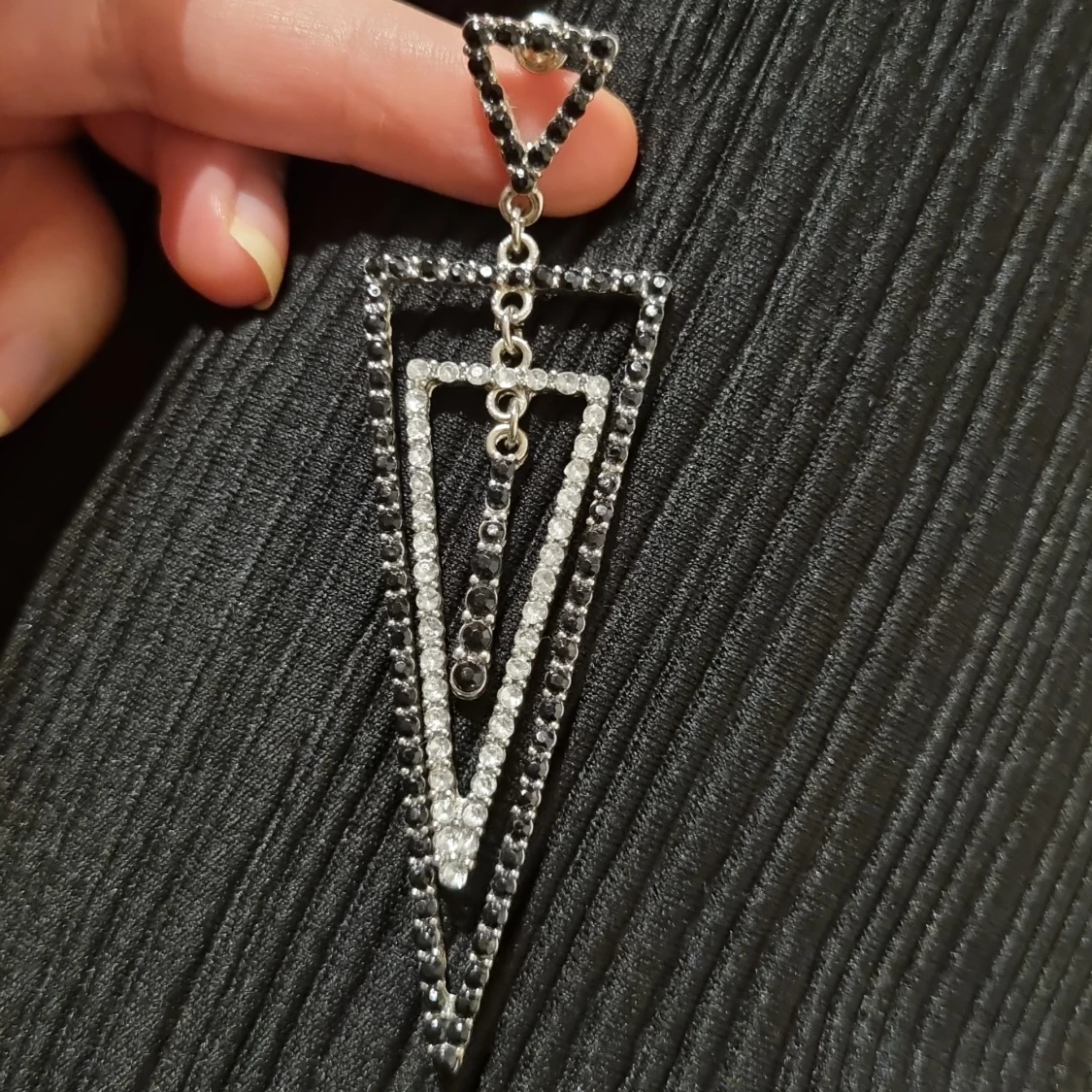 Örhängen triangel strass - 90