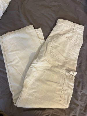 Cargo - Beige Cargo byxa ifrån HM