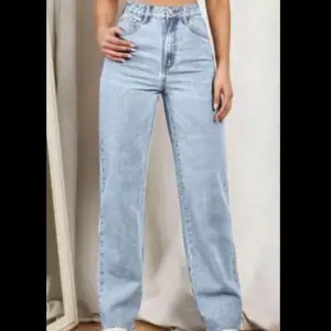 Fina, bra jeans som är oavnvända. Köpte dem nyss men var försmåa. Väldigt bra material trots billigt pris. Köparen står frakt.  