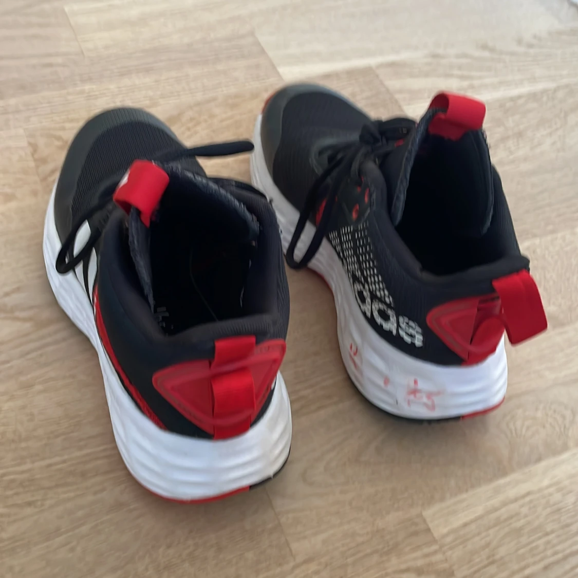 Adidas Lightmotion Basketsko - 91