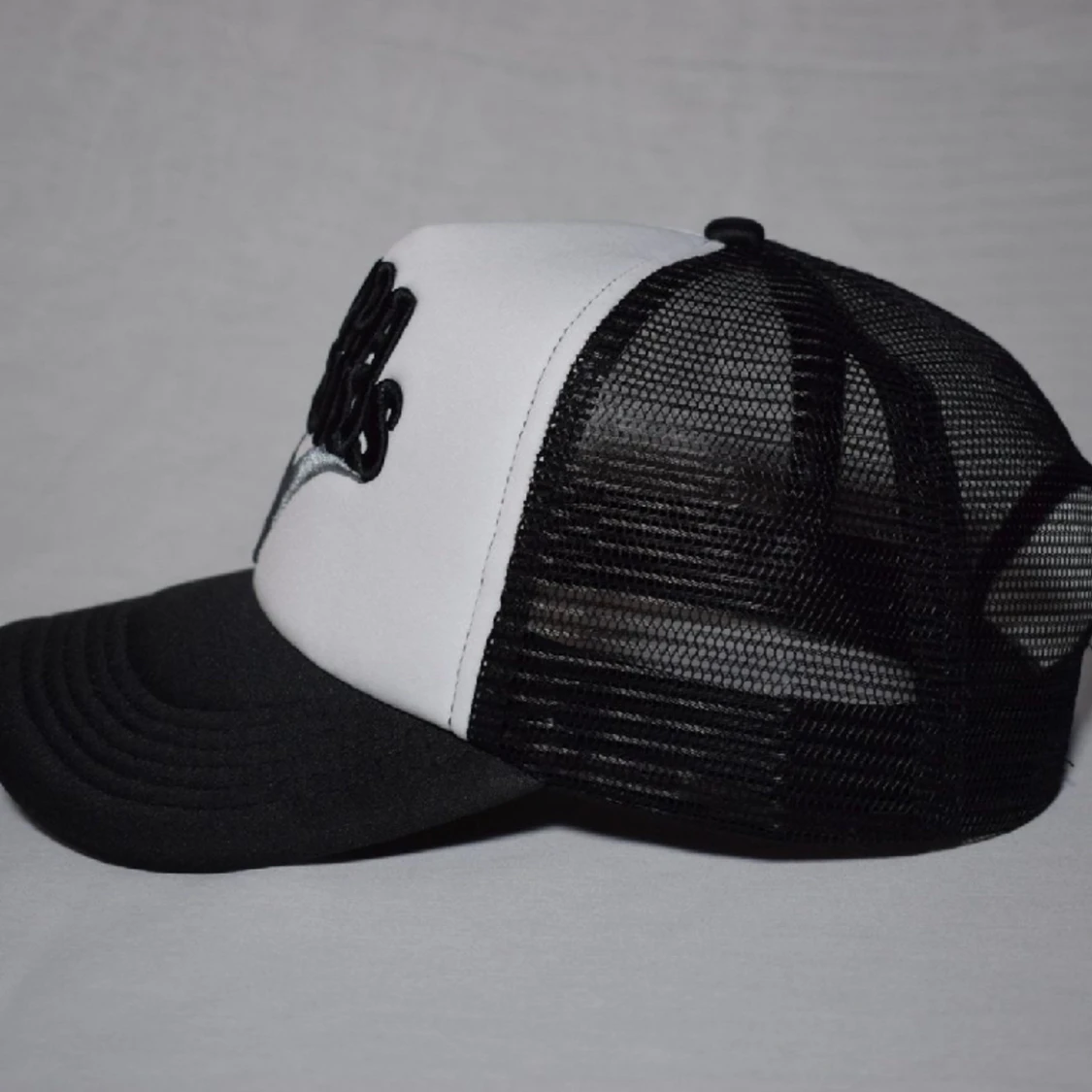 Capra studios keps - 90