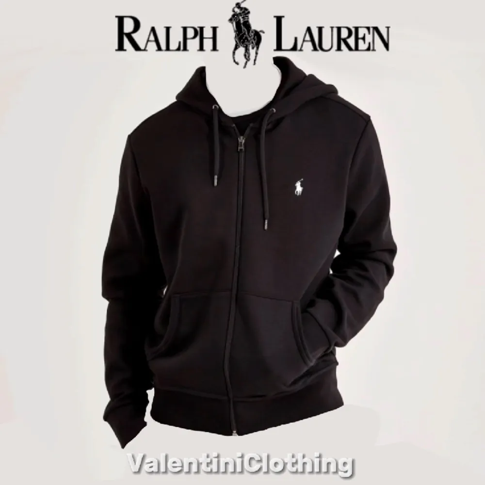 Vi säljer nu denna Polo Zip från Ralph Lauren, den är i (9/10) skick och är i storlek S.  Skriv vid frågor och funderingar!💫 . Hoodies.