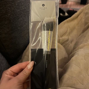 Sminkborste - Oanvänd blush brush från Lyko. 