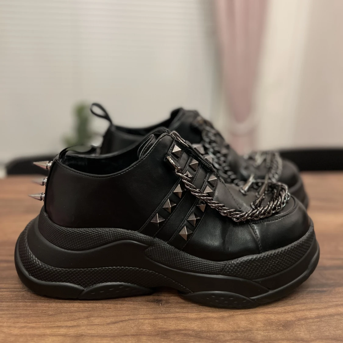 Platå Sneakers Lamoda - 90