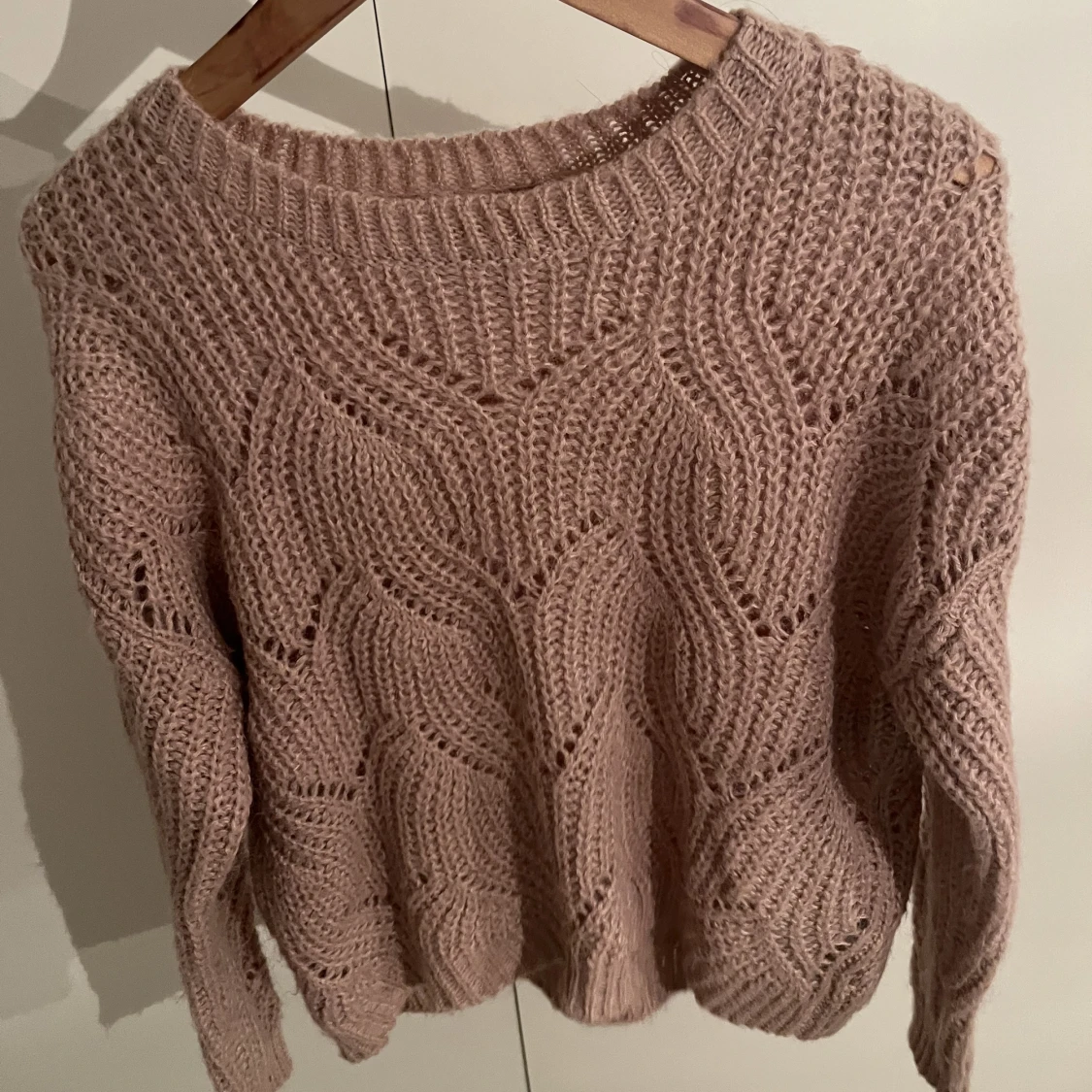 Rosa stickad tröja  - 90
