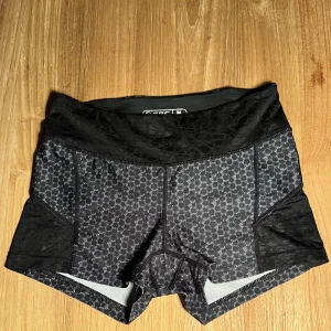 Tränings shorts  - Tränings shorts från stadium, köpt begagnat men har aldrig använt