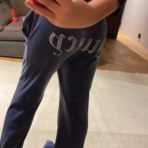 Juicy byxor använd knappast - Jätte bra skick inga hål eller fläckar har blivit tvättade innan skickat