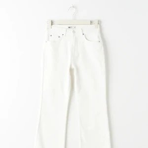 Vita jeans  - Vita jeans från Gina Tricot 