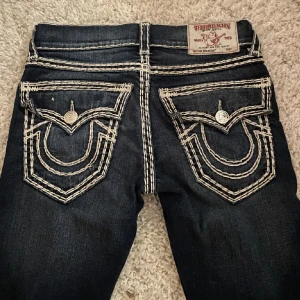 True Religion jeans - Superfina jeans, kommer ej till användning. 