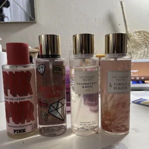 Victoria secret Body Mist  - Säljer Många av många av mina Victoria Secret Body Mist ✨  90kr per st 