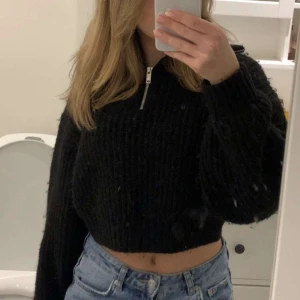Stickad tröja - Jätte fin stickad tröja från Gina❤️❤️går bra att trycka på köp nu❤️ ser ut som ny