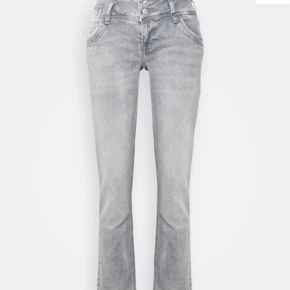 så COOLA ltb jeans!😽😽 Bra skick! . Jeans & Byxor.