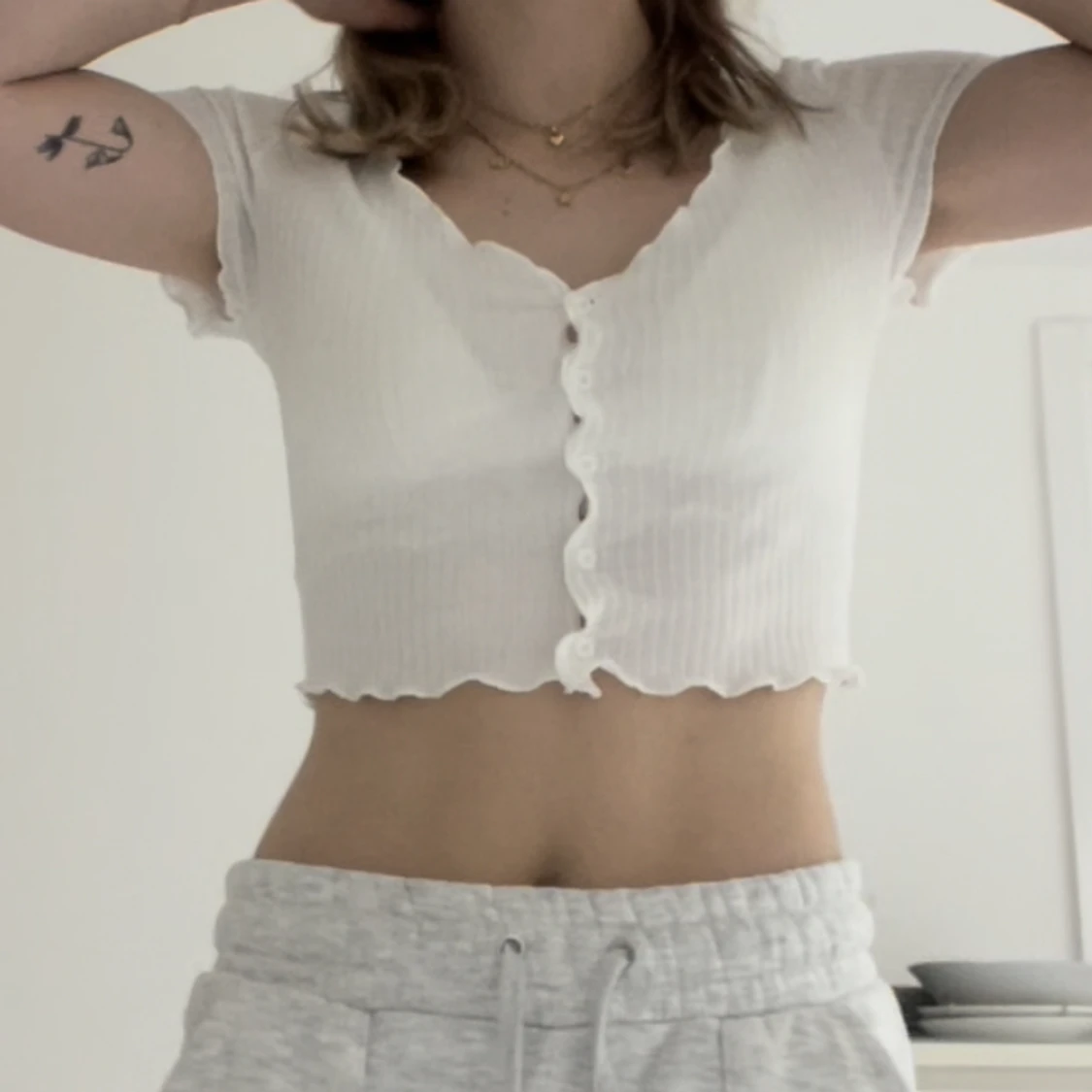 Kortare topp med knappar - 91