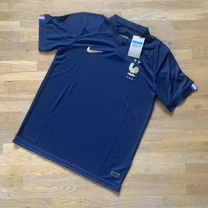 Frankrike Word cup tröja  - Frankrike Word cup tröja helt ny 