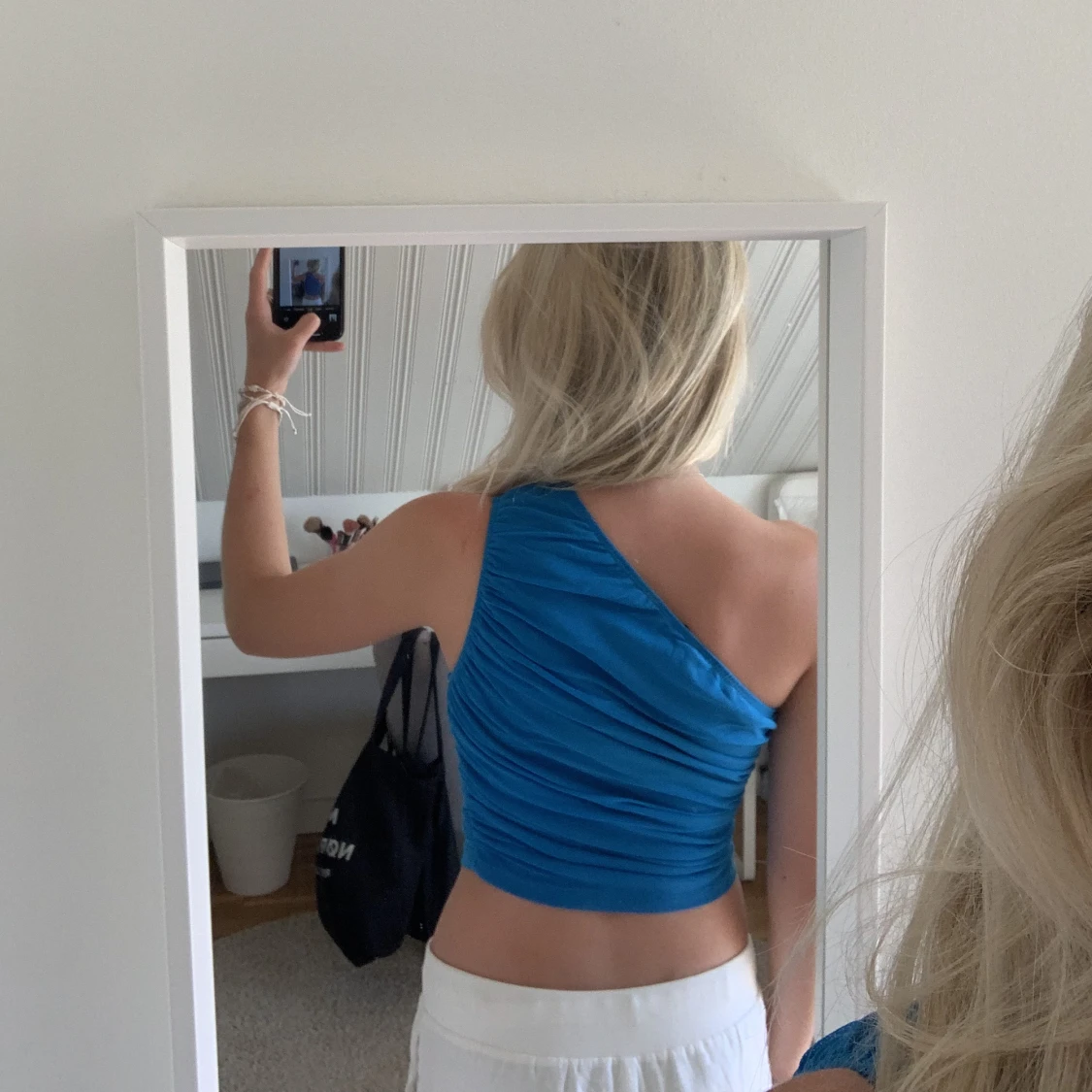 One-shoulder topp - 90