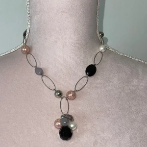 Fint halsband  - Fint halsband för 40kr 💜