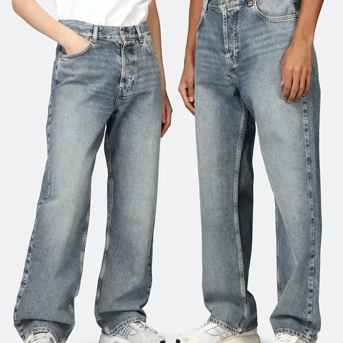 Baggy jeans ”Wonderwall” från Junkyard. 