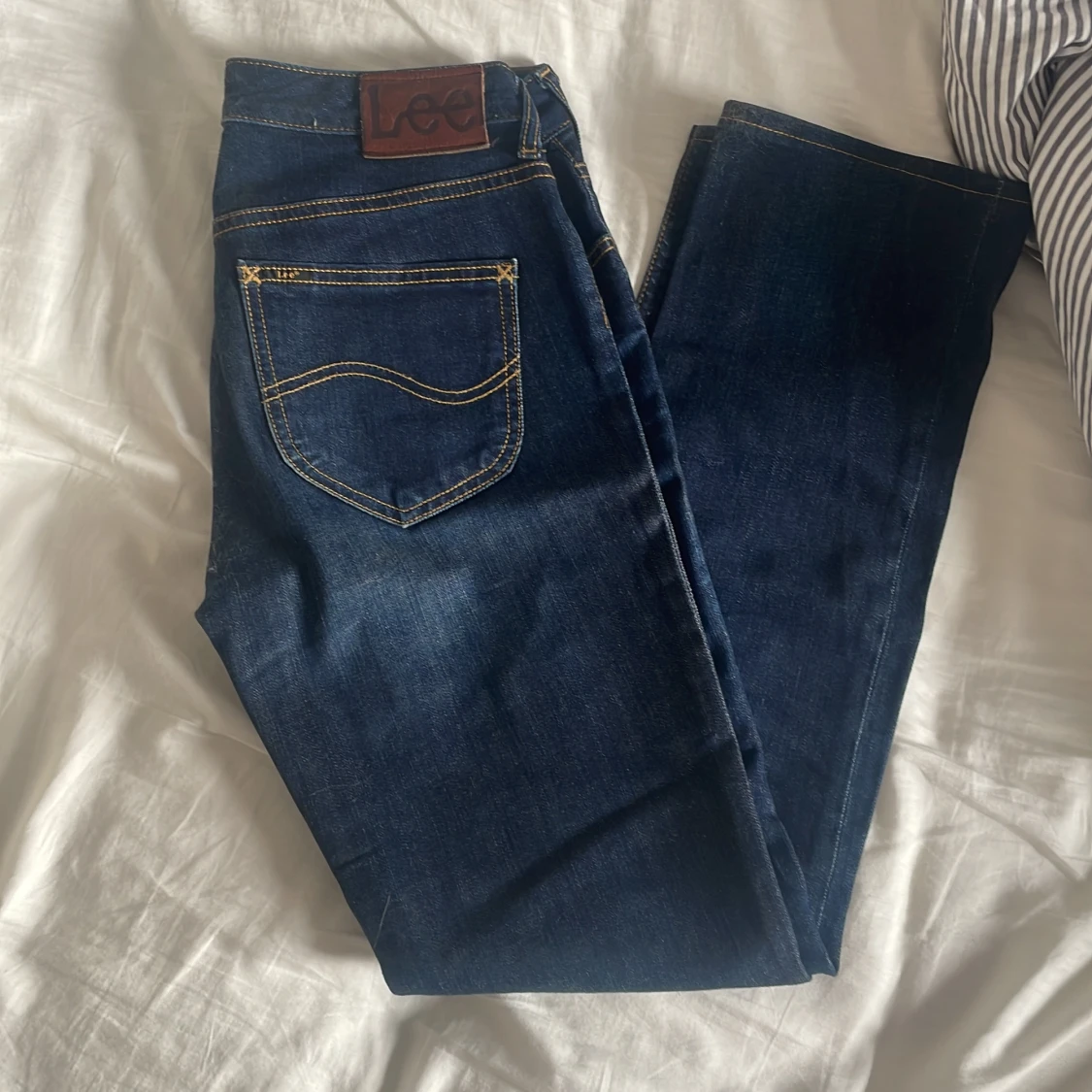 Lågmidjade jeans från lee