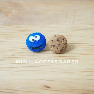 Handgjorda örhängen - Handmade earrings  Cookies monster:)  Made by me 