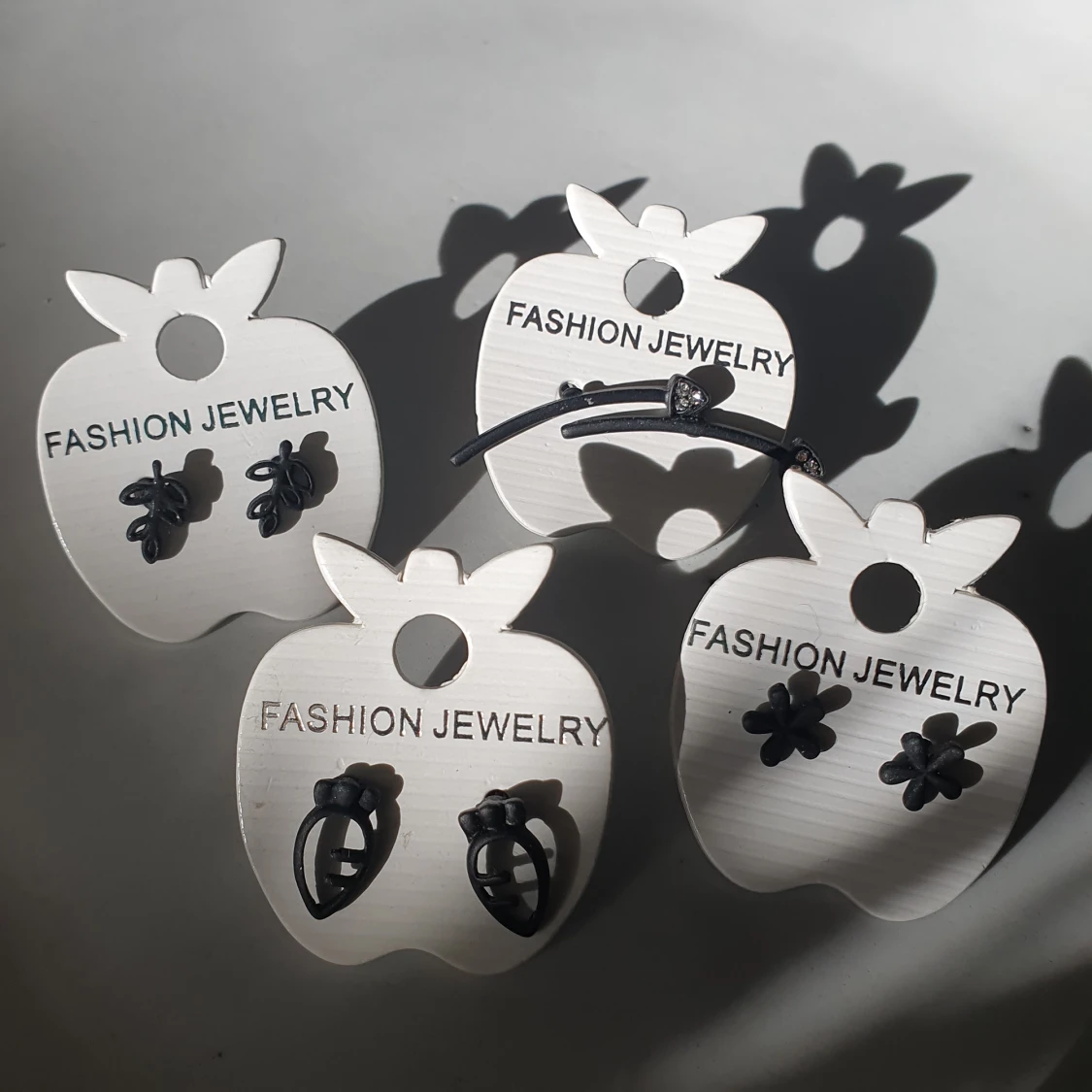 Minimalistiska örhängen - 90