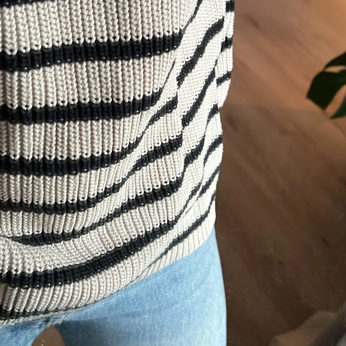 Kortärmad stickad tröja  - 90