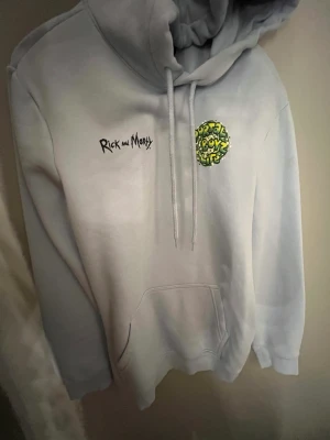  rick and morty hoodie - Skit snygg Rick and morty hoodie. Regular fit