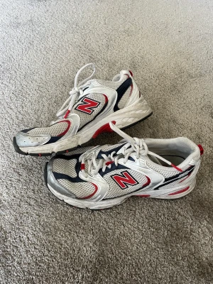 New Balance 530 - New Balance sneakers i storlek 39, modell 530☺️