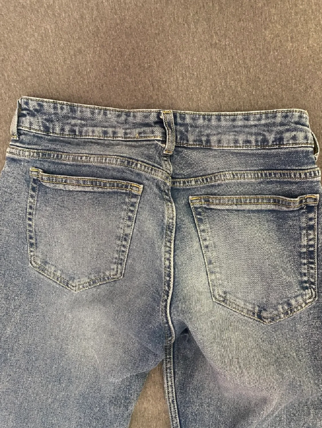 Low waist,utsvängda