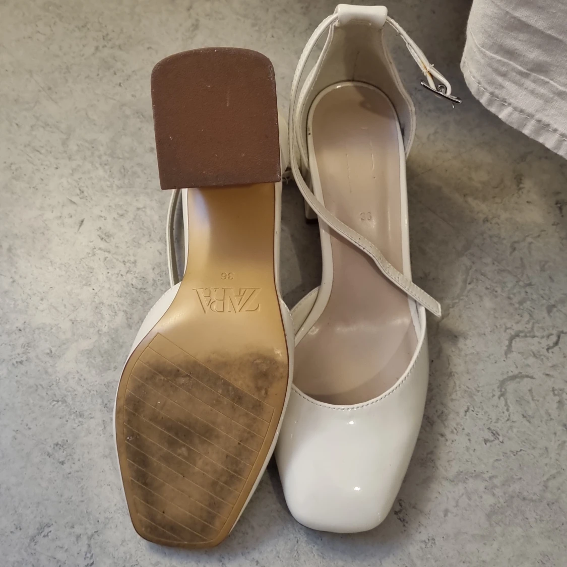 Skor från zara - 90