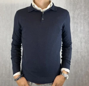 Massimo dutti tröja + bondelid pike  - En bodelid pike och en kragtröja från Massimo dutti för 365kr 