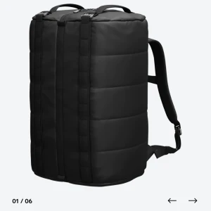 Douchebag 90L - Använd i Bali 5 veckor, har bara legat hemma sen dess! 