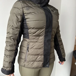 Skidset 8848 - 8848 skidset storlek 42. Använd 1 tillfälle förra året. Annars helt nytt☺️