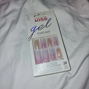 Lösnaglar - Helt oöppnat och nytt🥰 Perfekt till julklapp, eller kanske en julkalender? Eller för att unna dej själv😍🛍