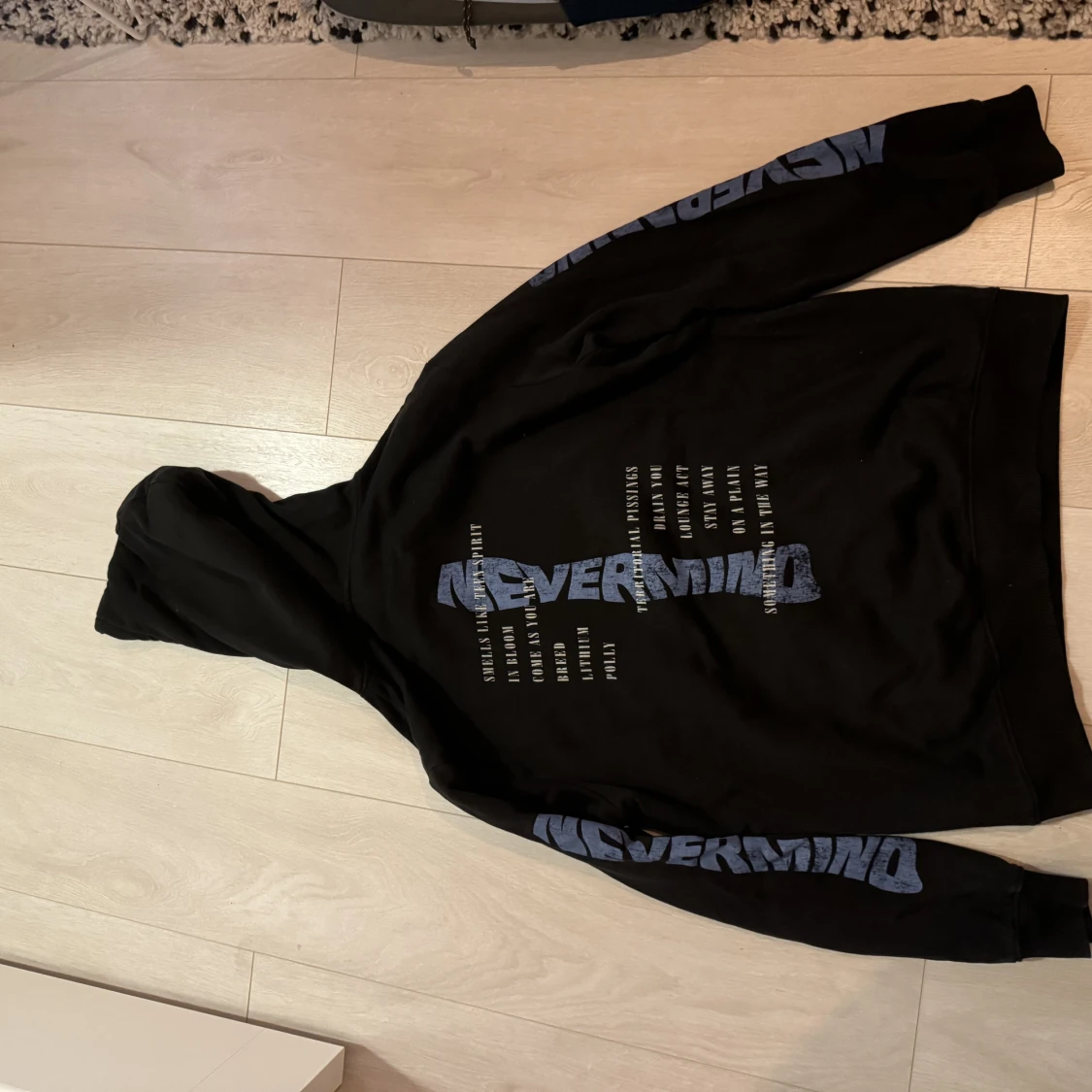 Nirvana Hoodie - 90