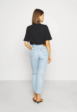 Levis 501, ljusblå - Levis 501 i en snygg ljusblå färg! Färgen syns bäst på de första bilderna. I väldigt gott skick då de är för små för mig. 