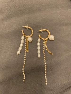 Edblad örhängen  - Säljer min liknande edblad örhängen, super fina 