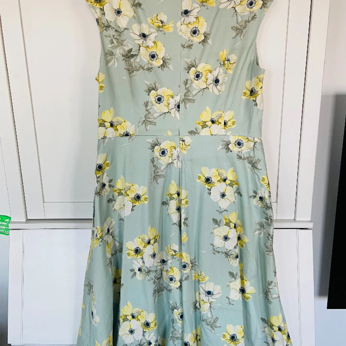 Mintgrön festklänning, blommig cocktail klänning  - 90