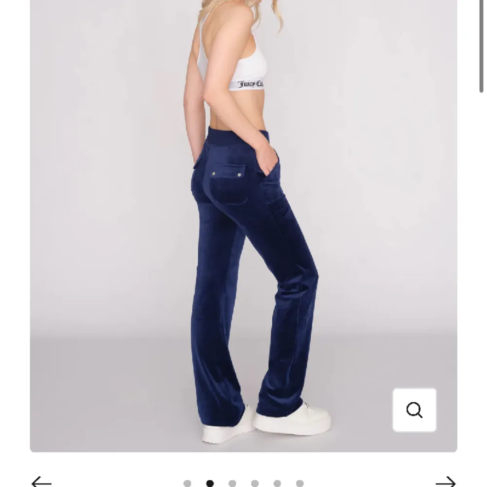 Juicy couture byxor, marinblå, inte mycket använda . Jeans & Byxor.