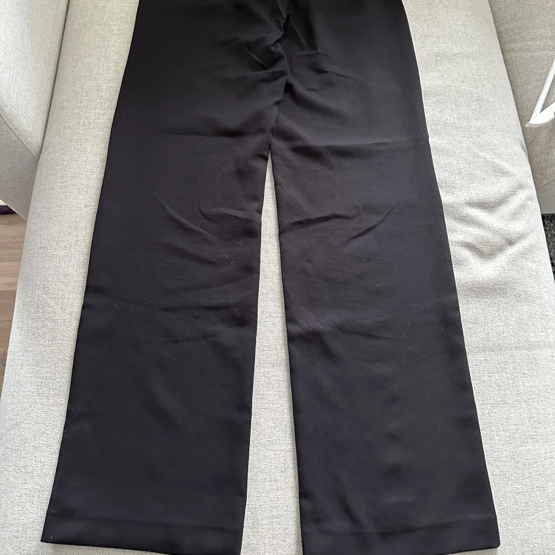Svarta kostymbyxor  - 90