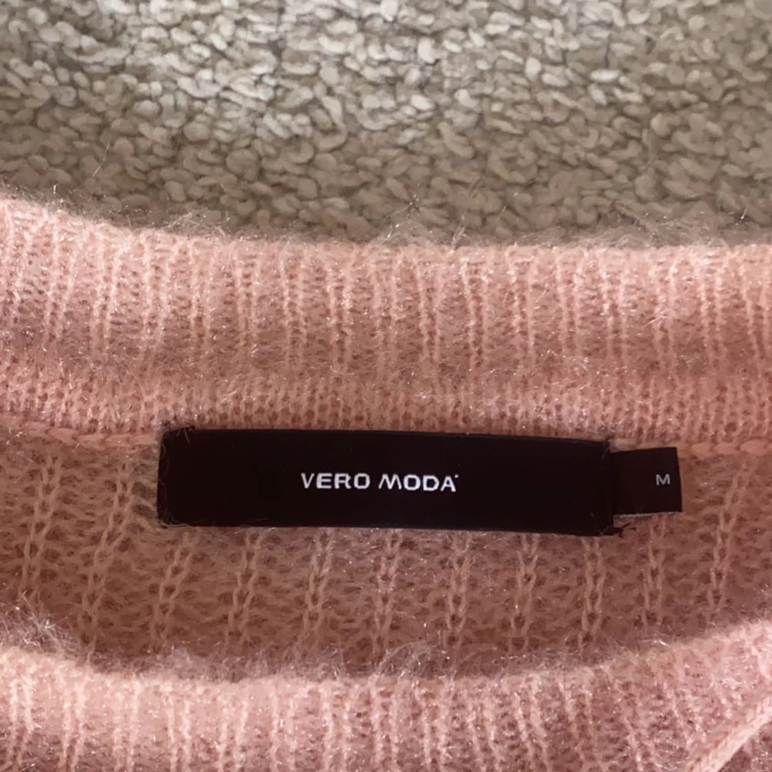 Rosa stickad tröja - 90