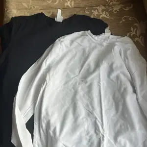 Svart och vit långärmade tröjor från H&M