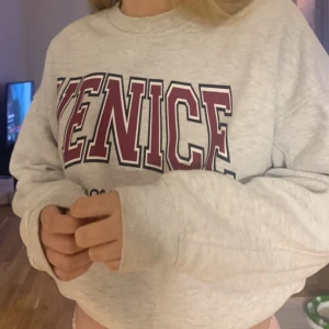 Tröja - Nästan aldrig använd