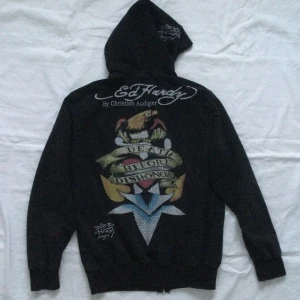 Ed hardy - Supercool ed hardy jacka, passar till xs-l