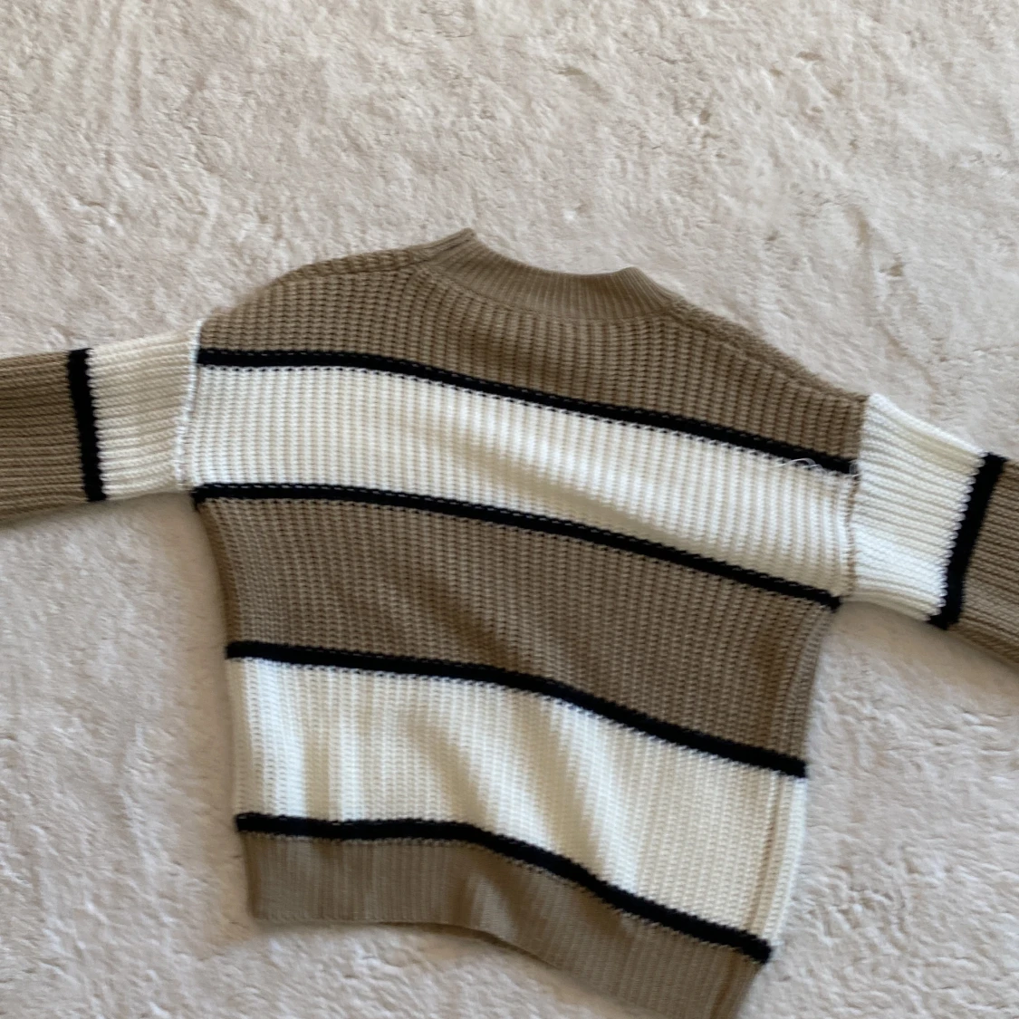 Nice sweat shirt - 91