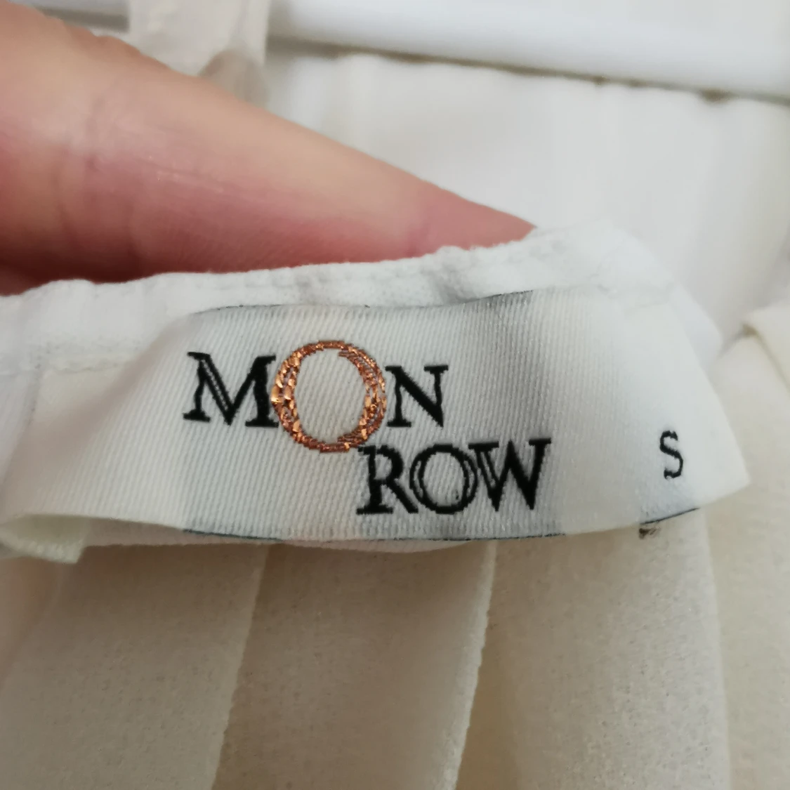 Så fin klänning  - 90