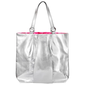 Clinique väska - Cool silvrig väska från märket Clinique. Har inte riktigt fått användning för den så hoppas någon annan kan få det🙏🏼😇💘