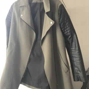 Kappa grön - Biker ärmar