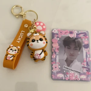 Nyckelring  - Säljer hund/tiger keyring? 30kr. (Säg gärna till innan du klickar KÖP NU!)